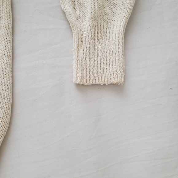 BOGO RETRO sweater slightly puffed sleeves - Picture 7 of 10